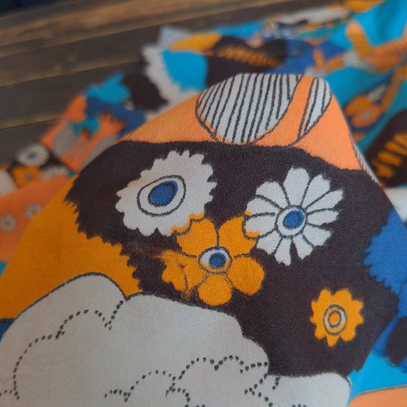 Handmade Vintage Fantasy-Print Midi Skirt - Picture 4 of 4